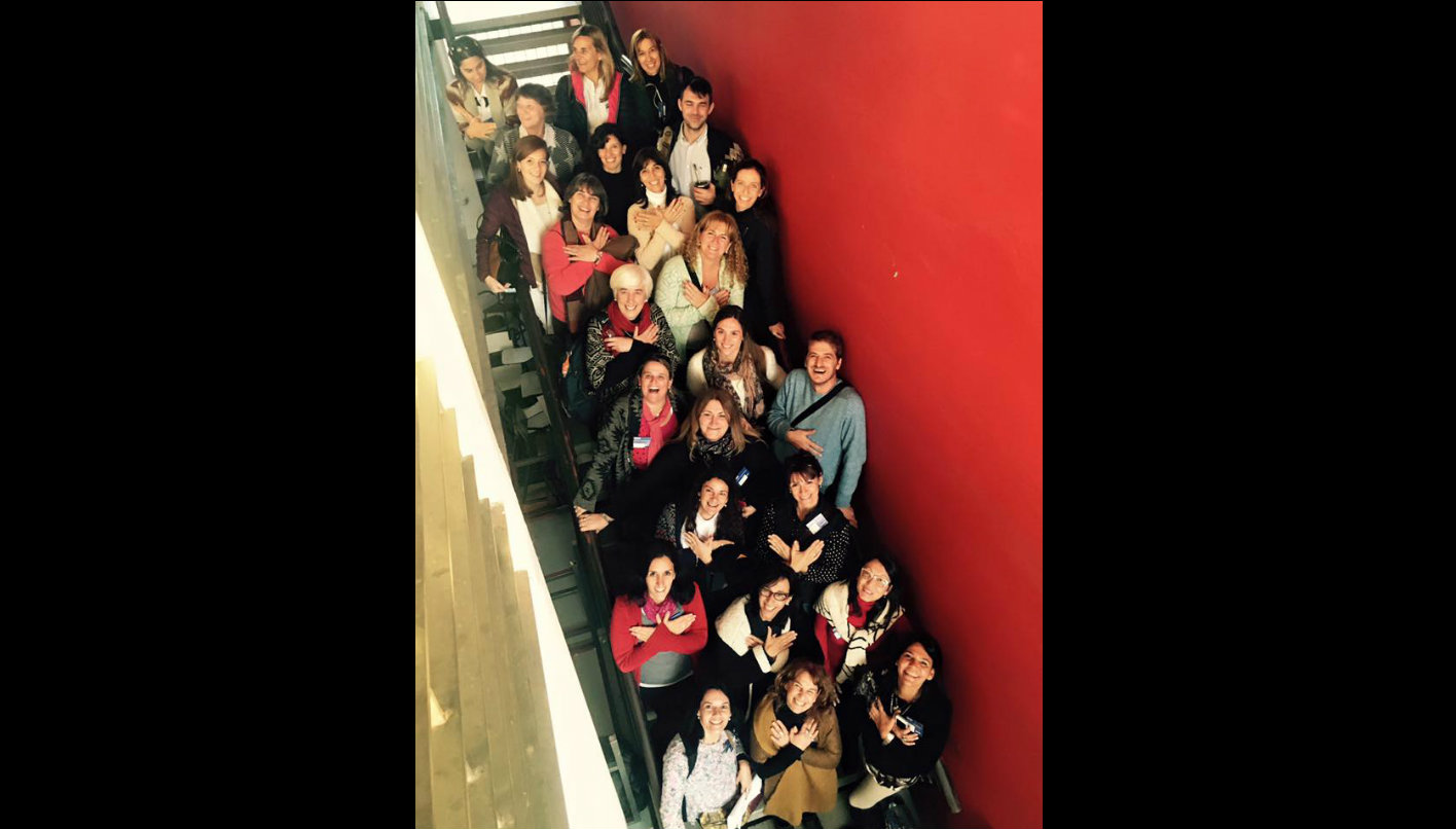 El eterno femenino de una imaginativa pintora