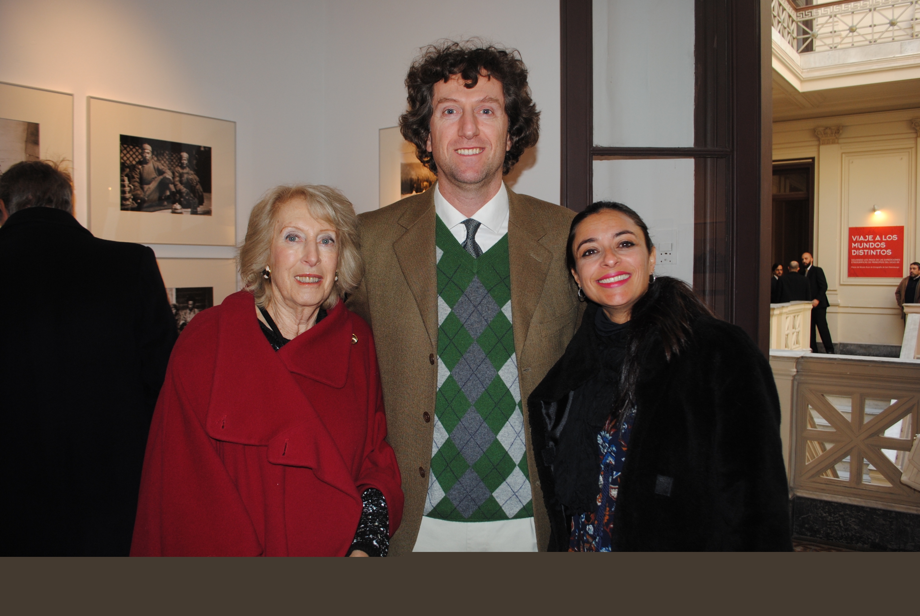 Martha A de Nussbaum, Patrick Nussbaum, Gabriela Morales.