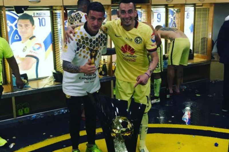 El eterno femenino de una imaginativa pintora