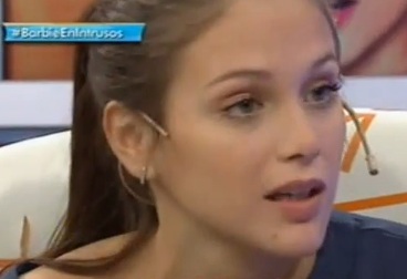 El eterno femenino de una imaginativa pintora