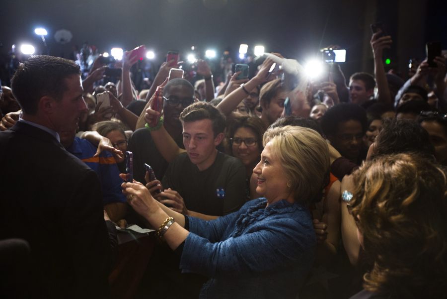 El eterno femenino de una imaginativa pintora