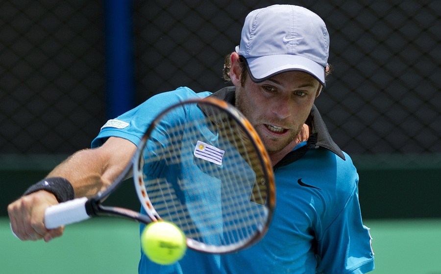 El eterno femenino de una imaginativa pintora