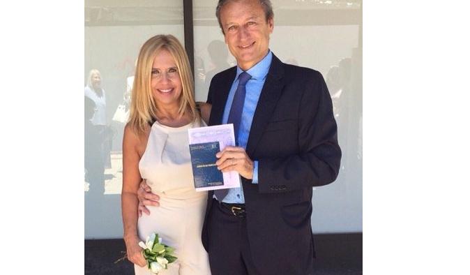 Nora Colosimo con su flamante esposo.&nbsp;