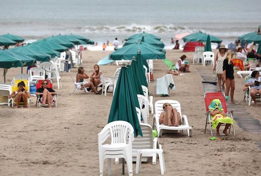 El eterno femenino de una imaginativa pintora