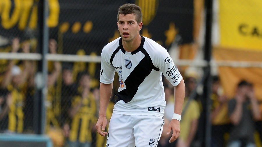 El eterno femenino de una imaginativa pintora