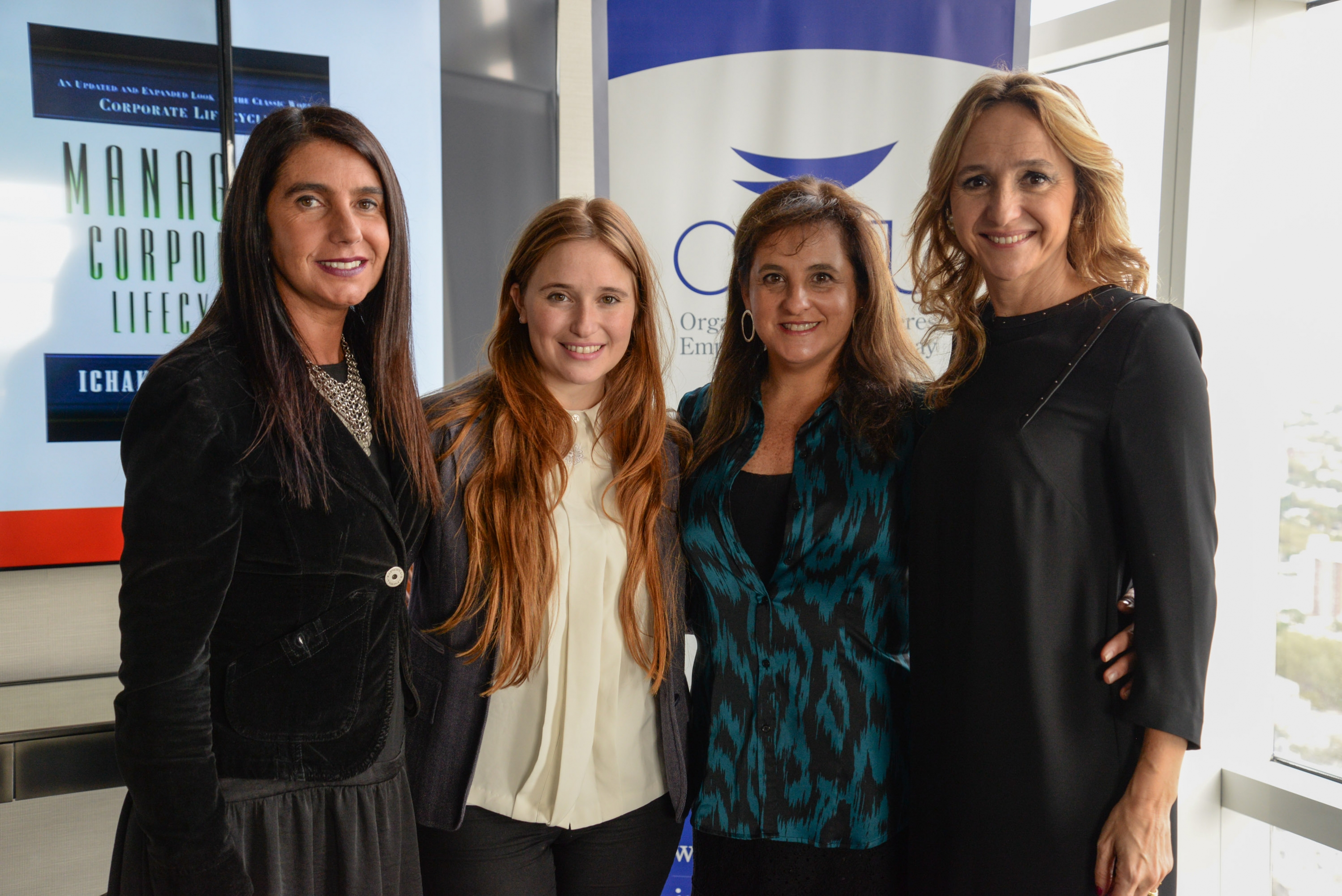 El eterno femenino de una imaginativa pintora