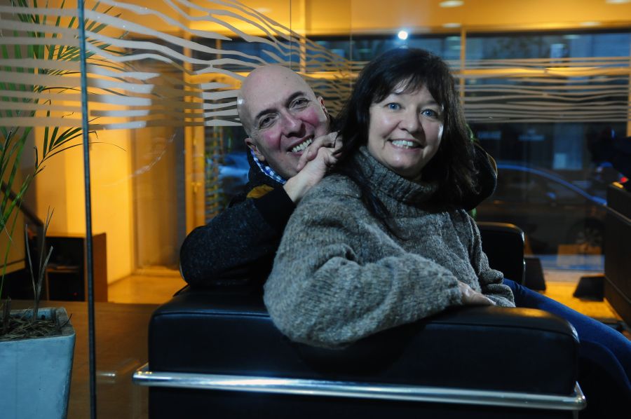 El eterno femenino de una imaginativa pintora