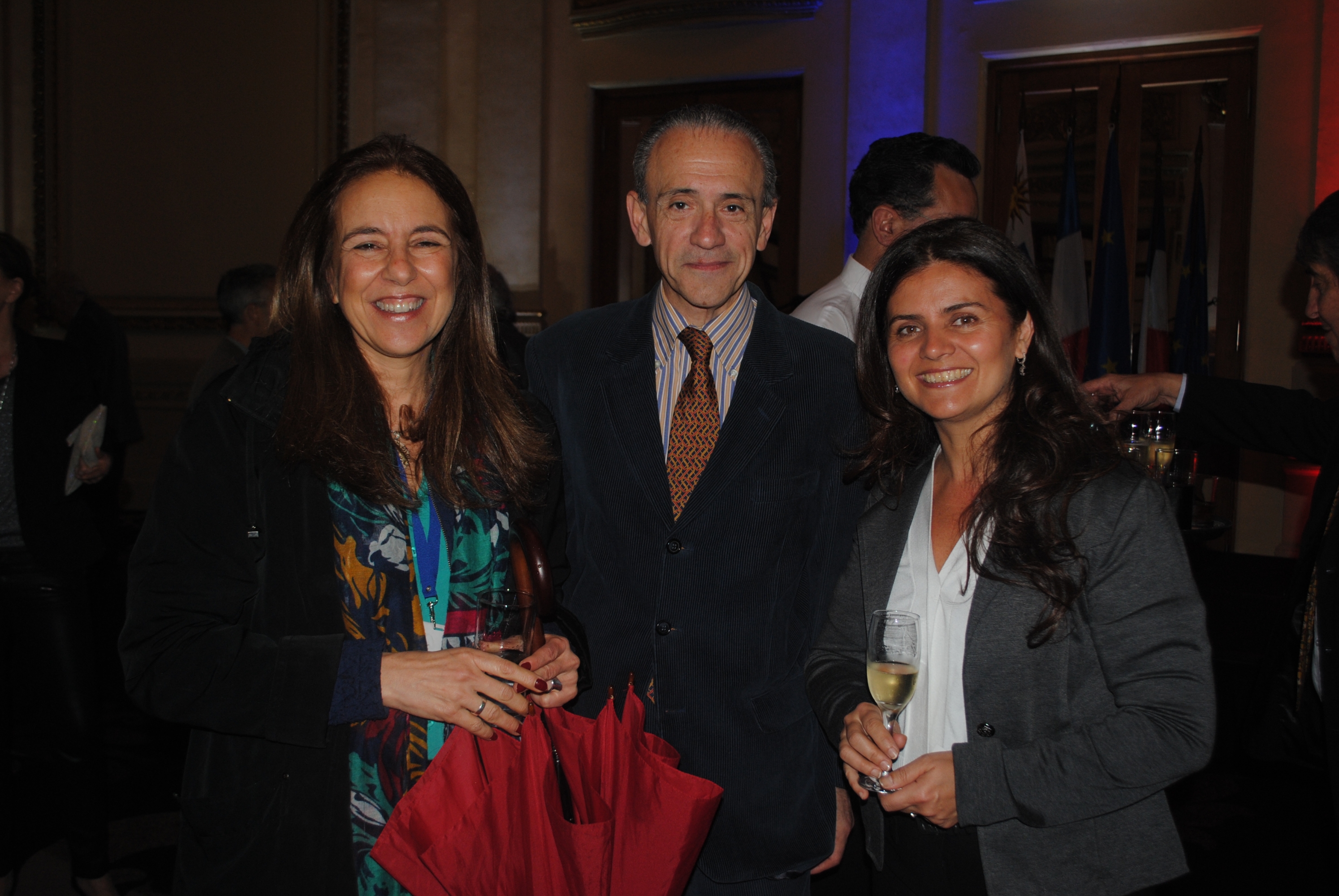 Paula Veronelli, José Miguel Onaindia, Titina Nuñez.