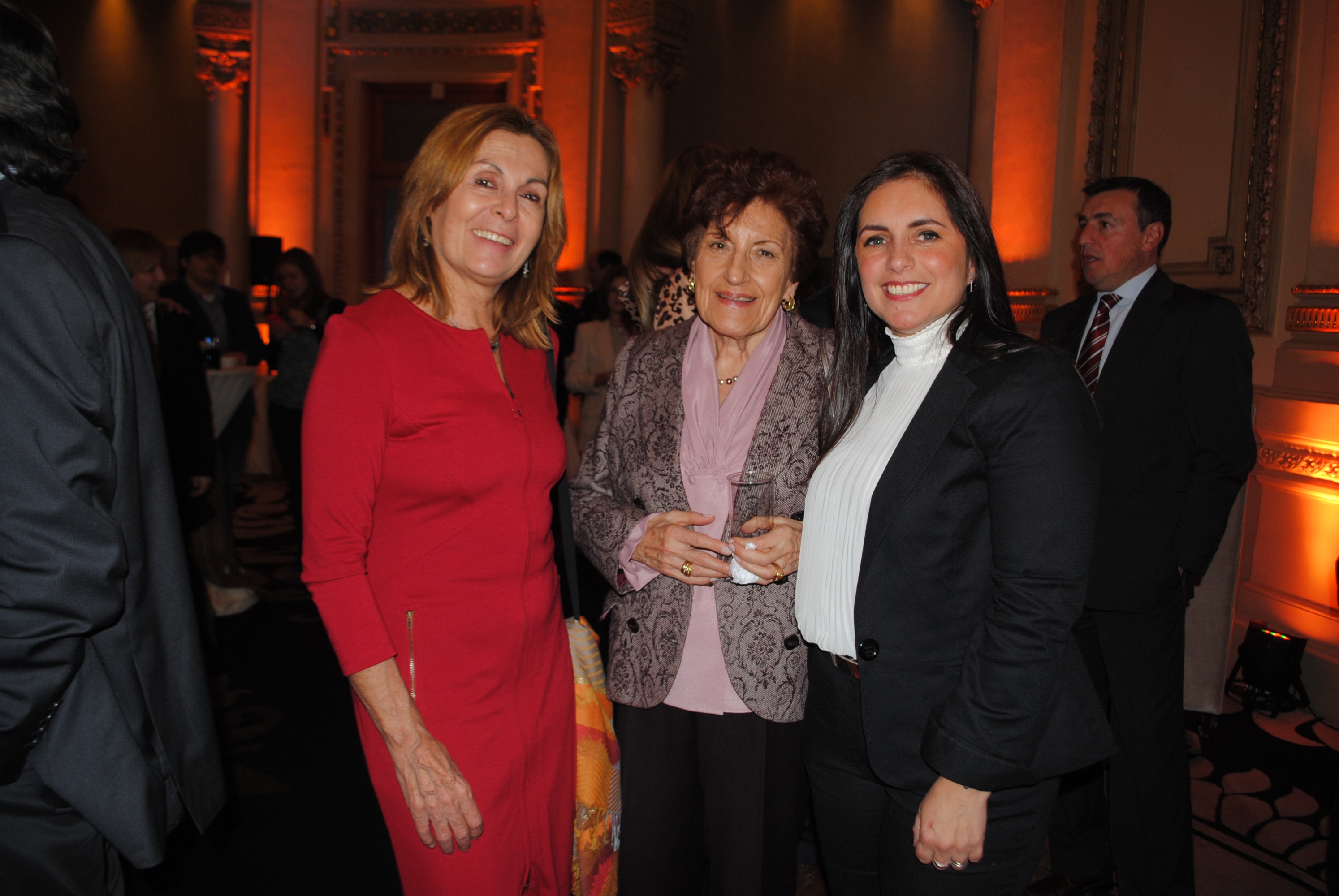 Alicia Bogacz, Norma Bragunbe, María Fernanda Viana.
