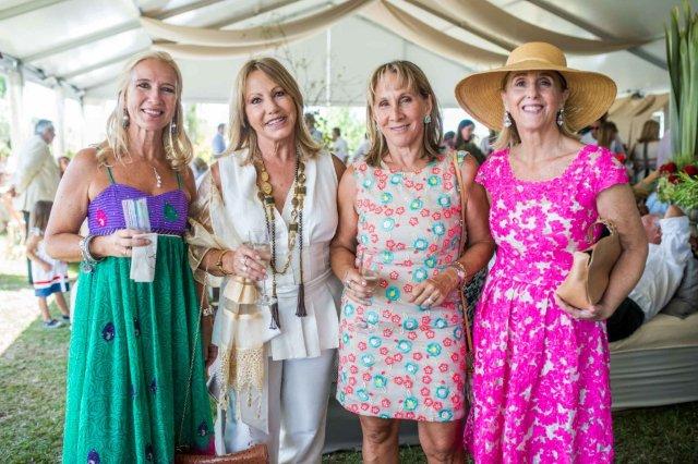 Clemencia Zorrilla de Ober, Virginia Pombo de Arechavaleta, Rosina Pombo, Susana Gerona de Parodi.