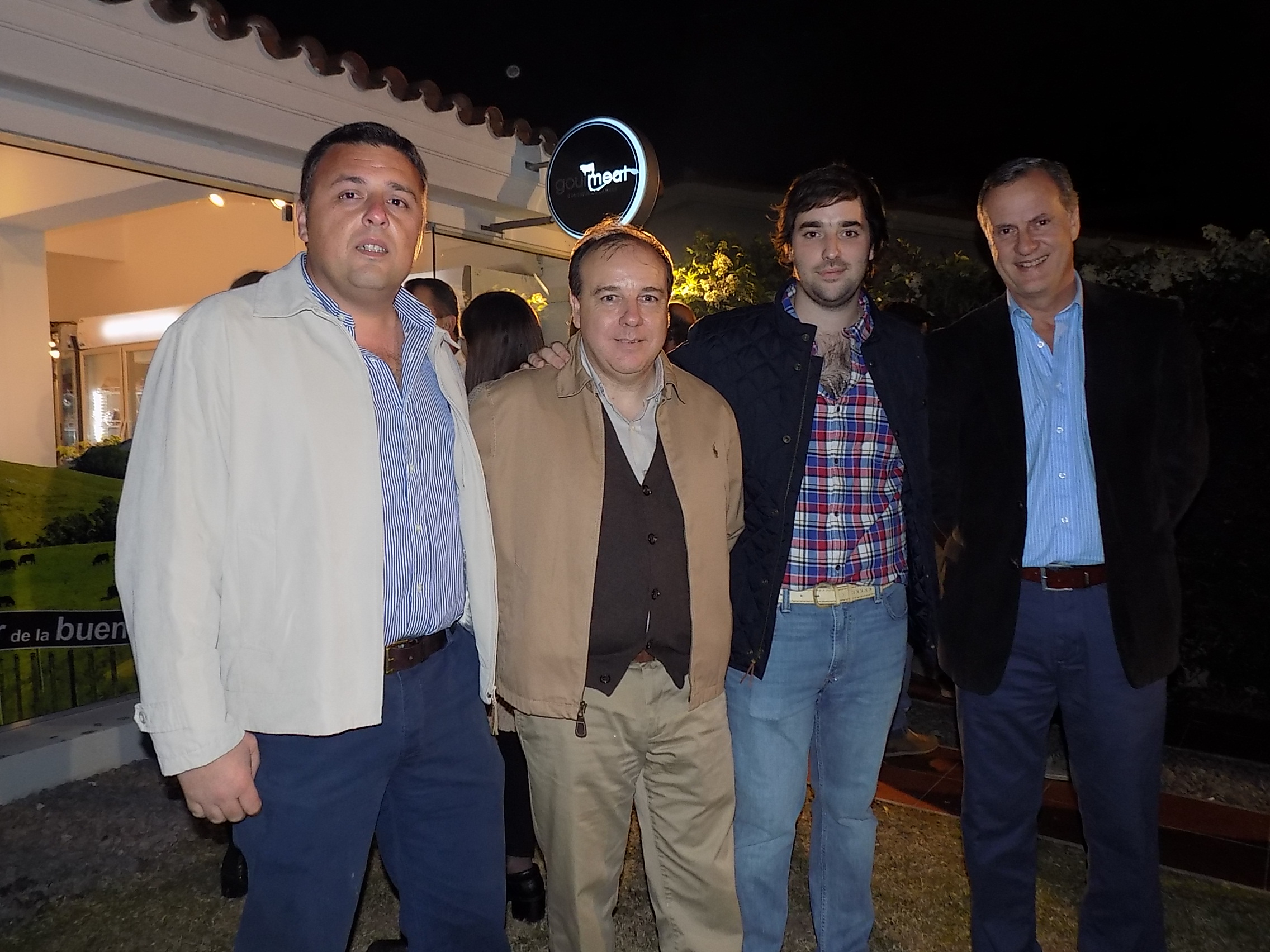 Alejandro Sanz, Jorge González, Felipe Albanell, Luis de Vries.