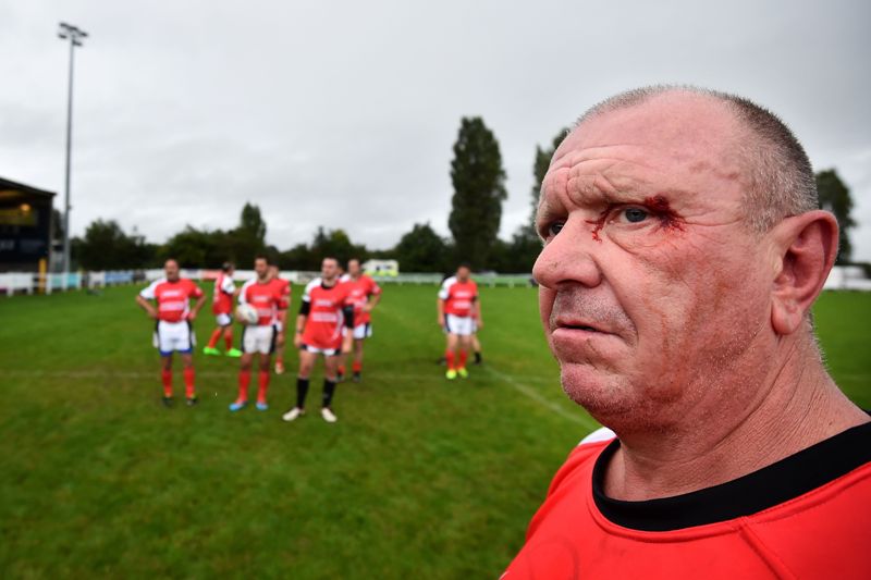 Ex combatientes británicos y argentinos disputaron un partido organizado por Rugby Sin Fronteras. Foto: AFP
