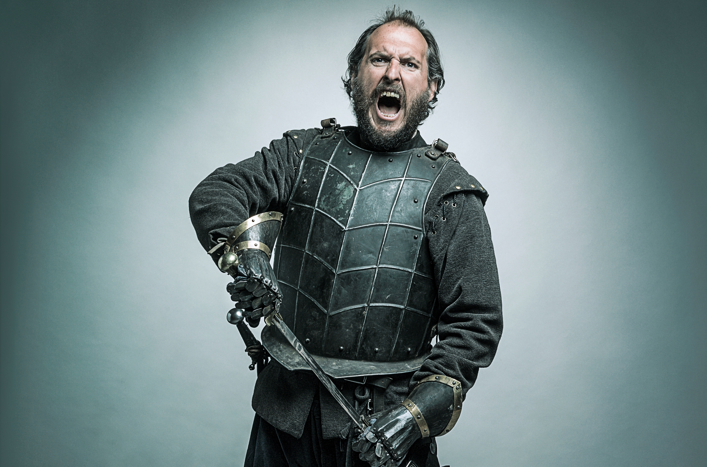 El eterno femenino de una imaginativa pintora