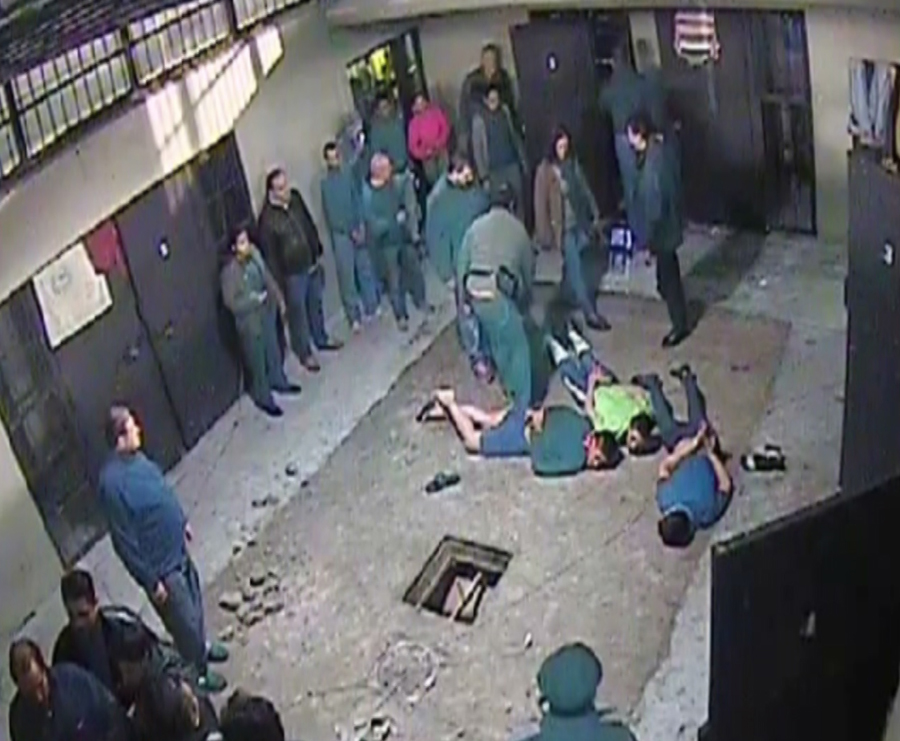 El eterno femenino de una imaginativa pintora