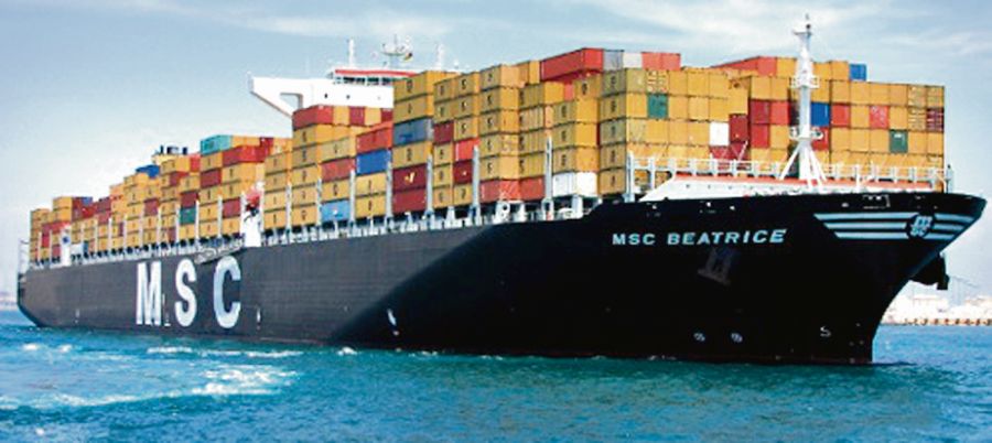 El eterno femenino de una imaginativa pintora