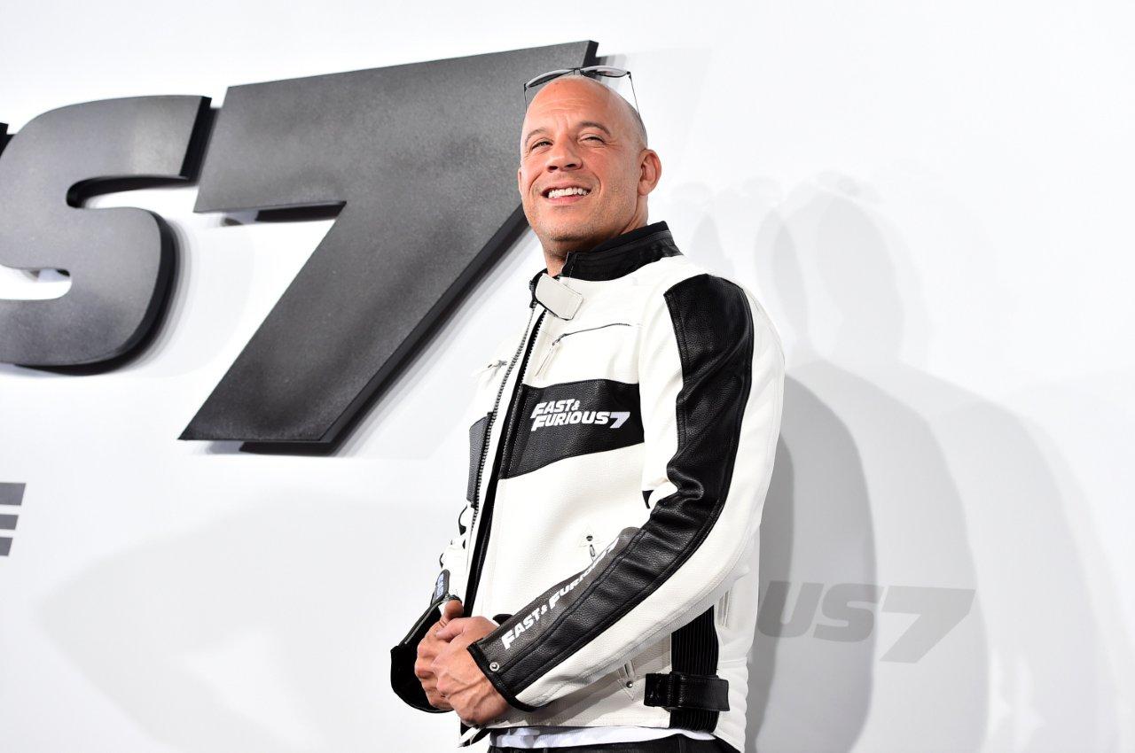 El eterno femenino de una imaginativa pintora