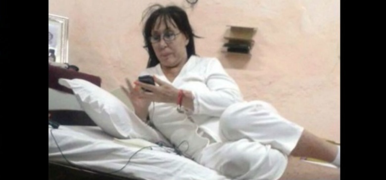 El eterno femenino de una imaginativa pintora