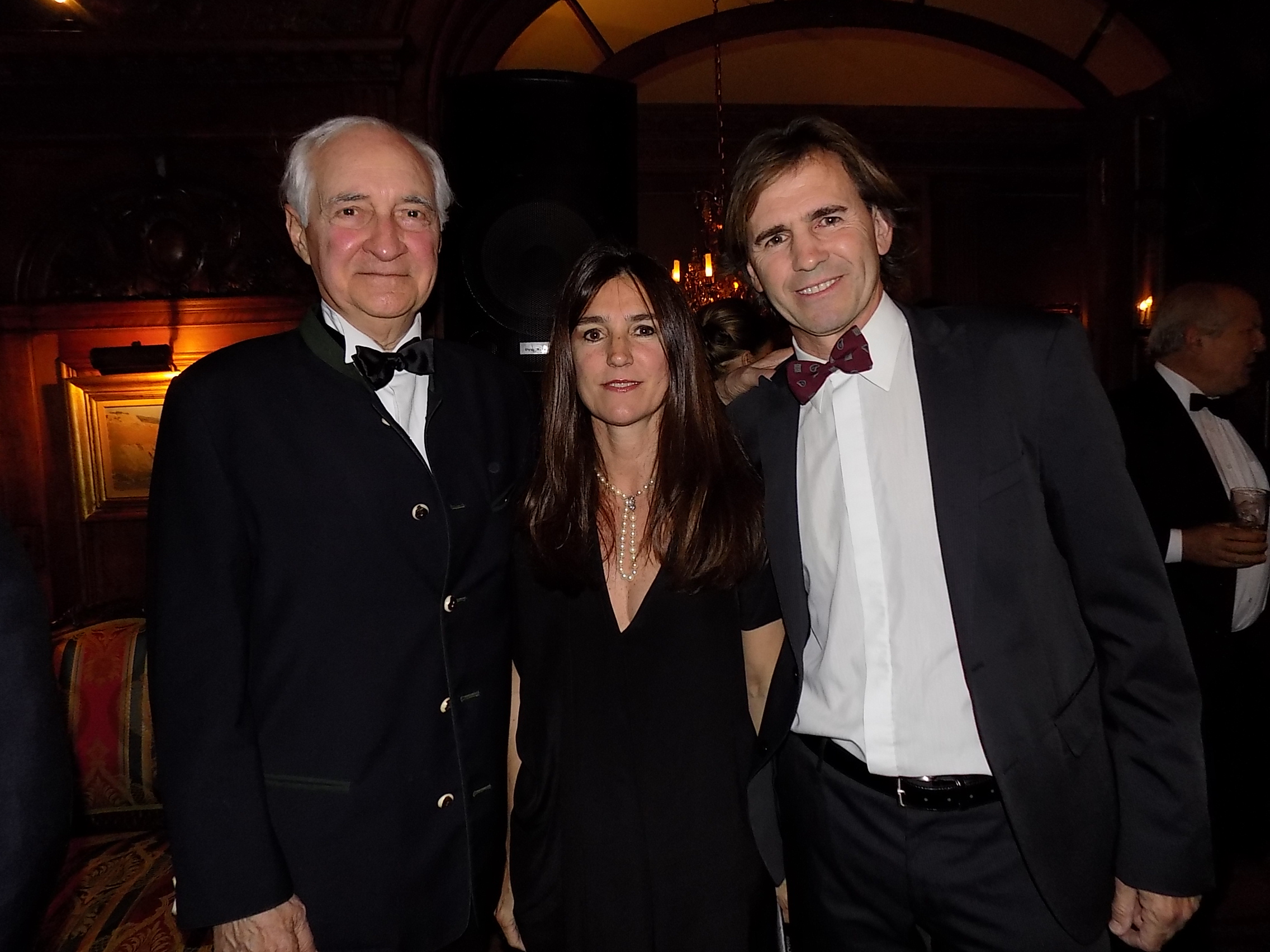 Máximo Intaglietta, Gabriela Sarciada, Felipe Etchegaray.