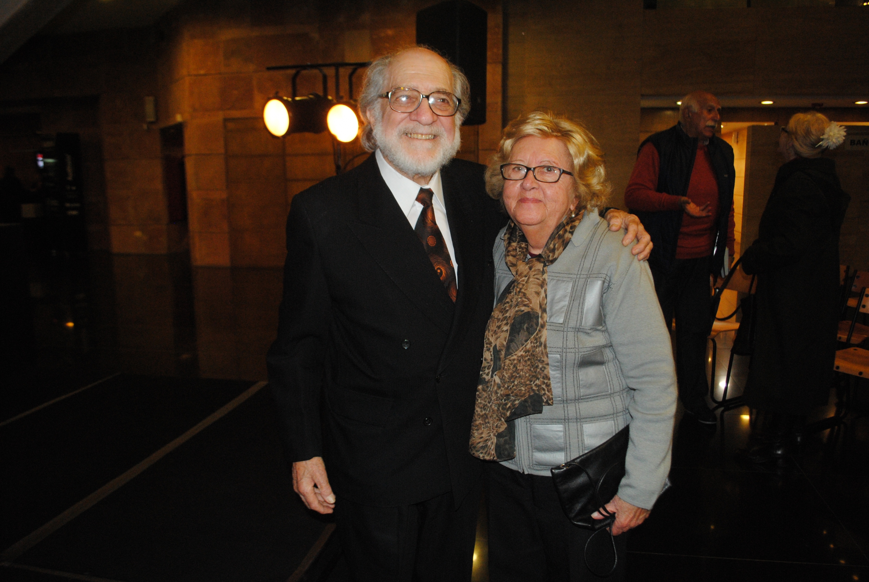 Maestro León Biriotti, Perla de Bigliotti.