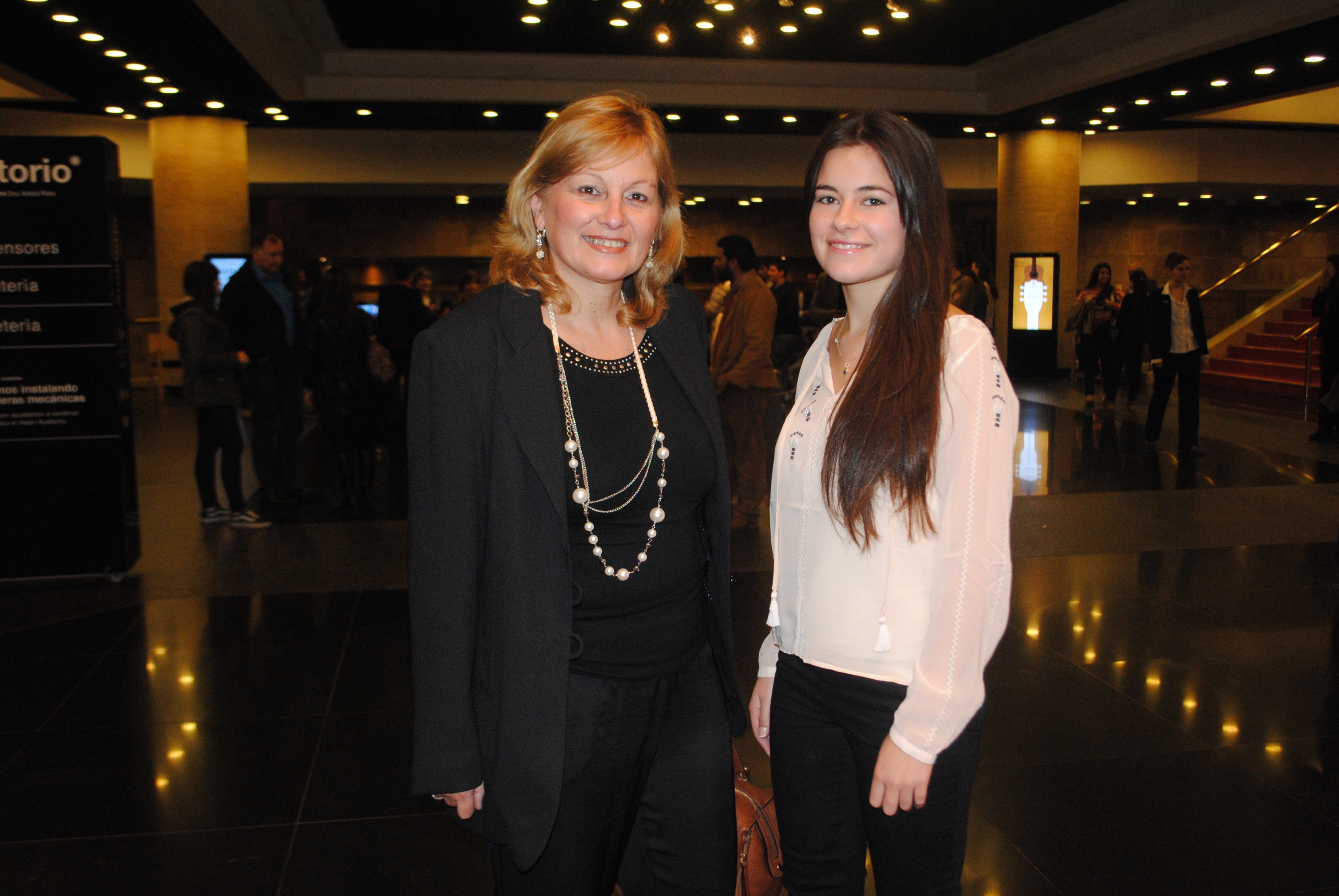 Gabriela Campanella, Camila Bella.