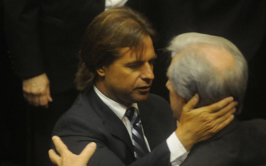 El eterno femenino de una imaginativa pintora