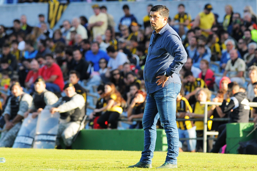 Leonardo Ramos, entrenador de Danubio. Foto: A. Colmenga