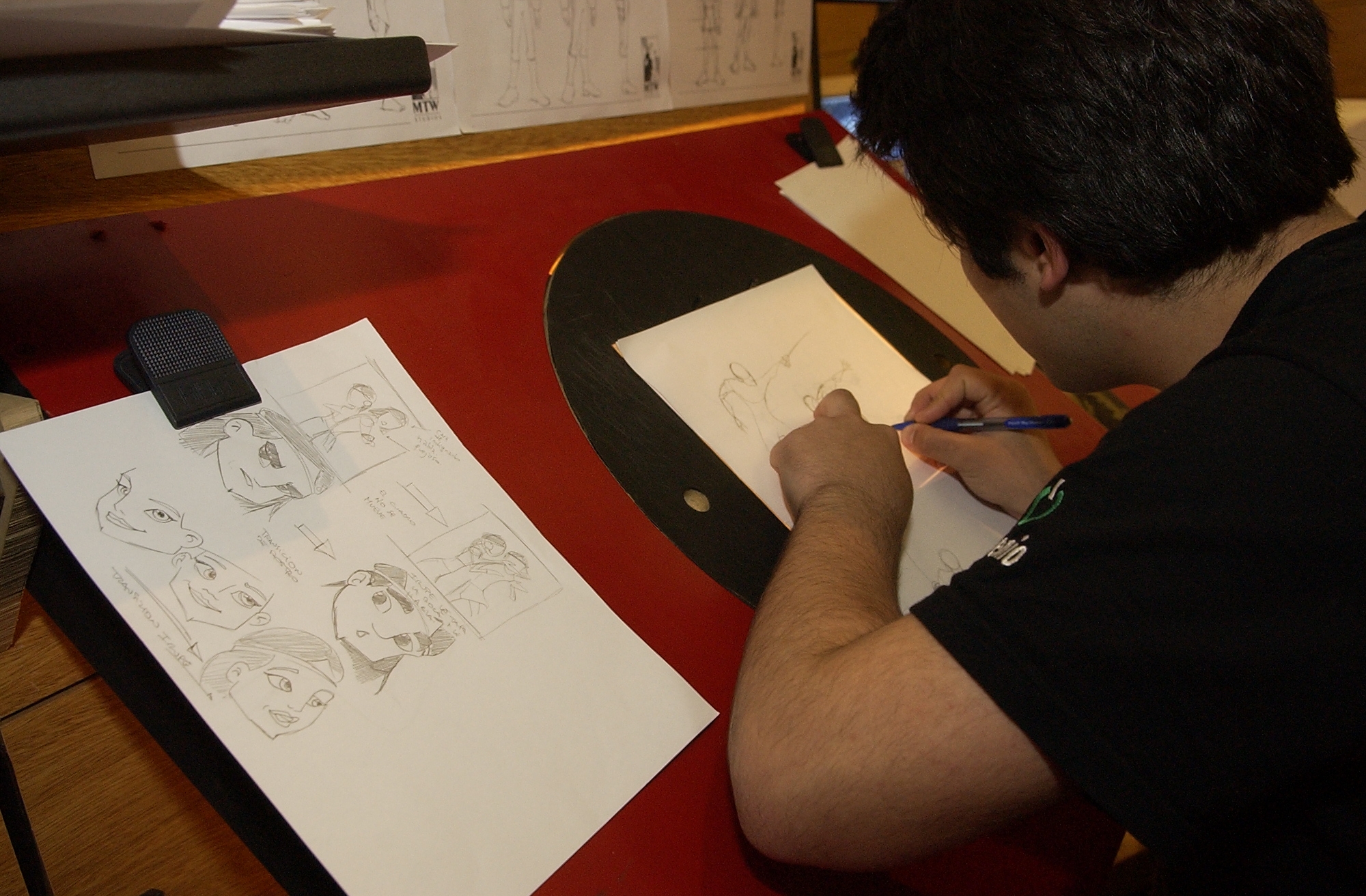 El eterno femenino de una imaginativa pintora