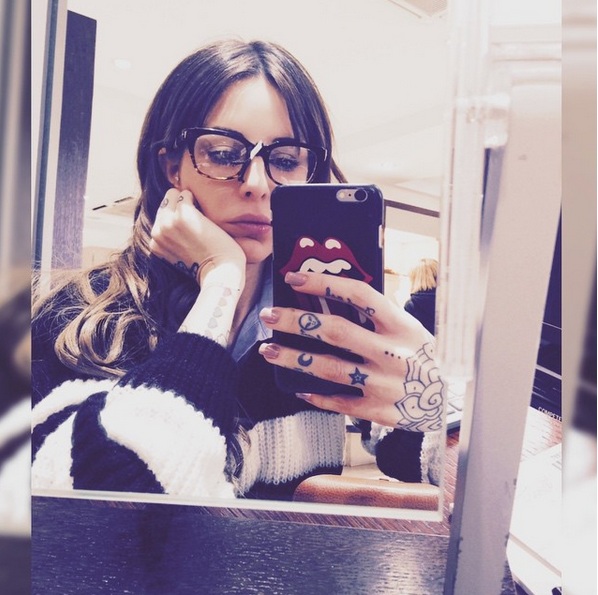 El eterno femenino de una imaginativa pintora