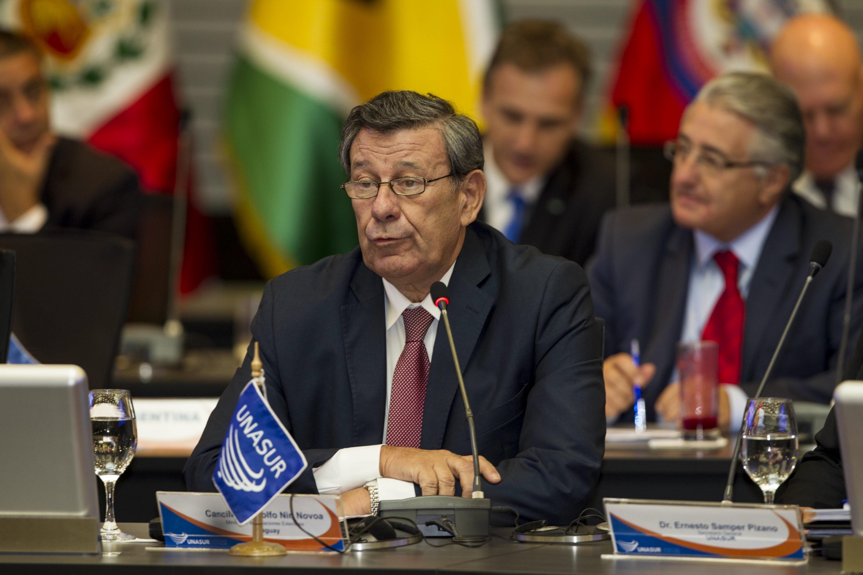 El eterno femenino de una imaginativa pintora