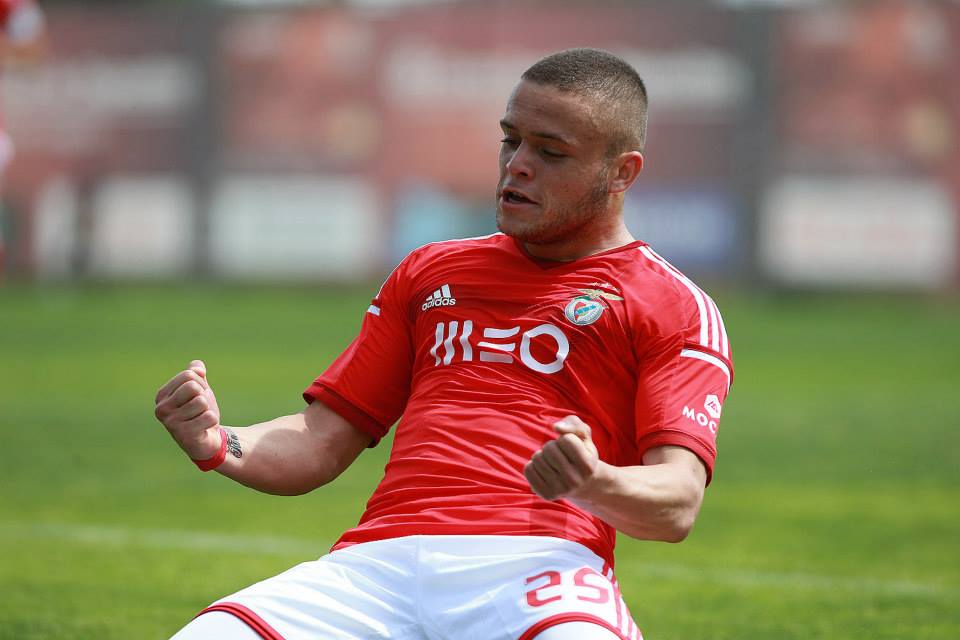 El eterno femenino de una imaginativa pintora