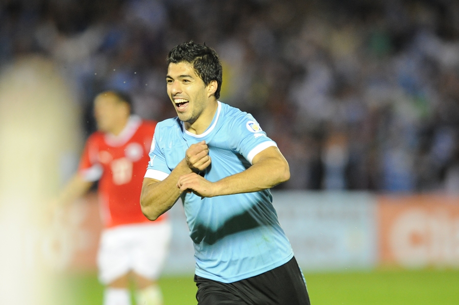 Luis Suárez marcó cuatro goles ante Chile. Foto: Archivo El País
