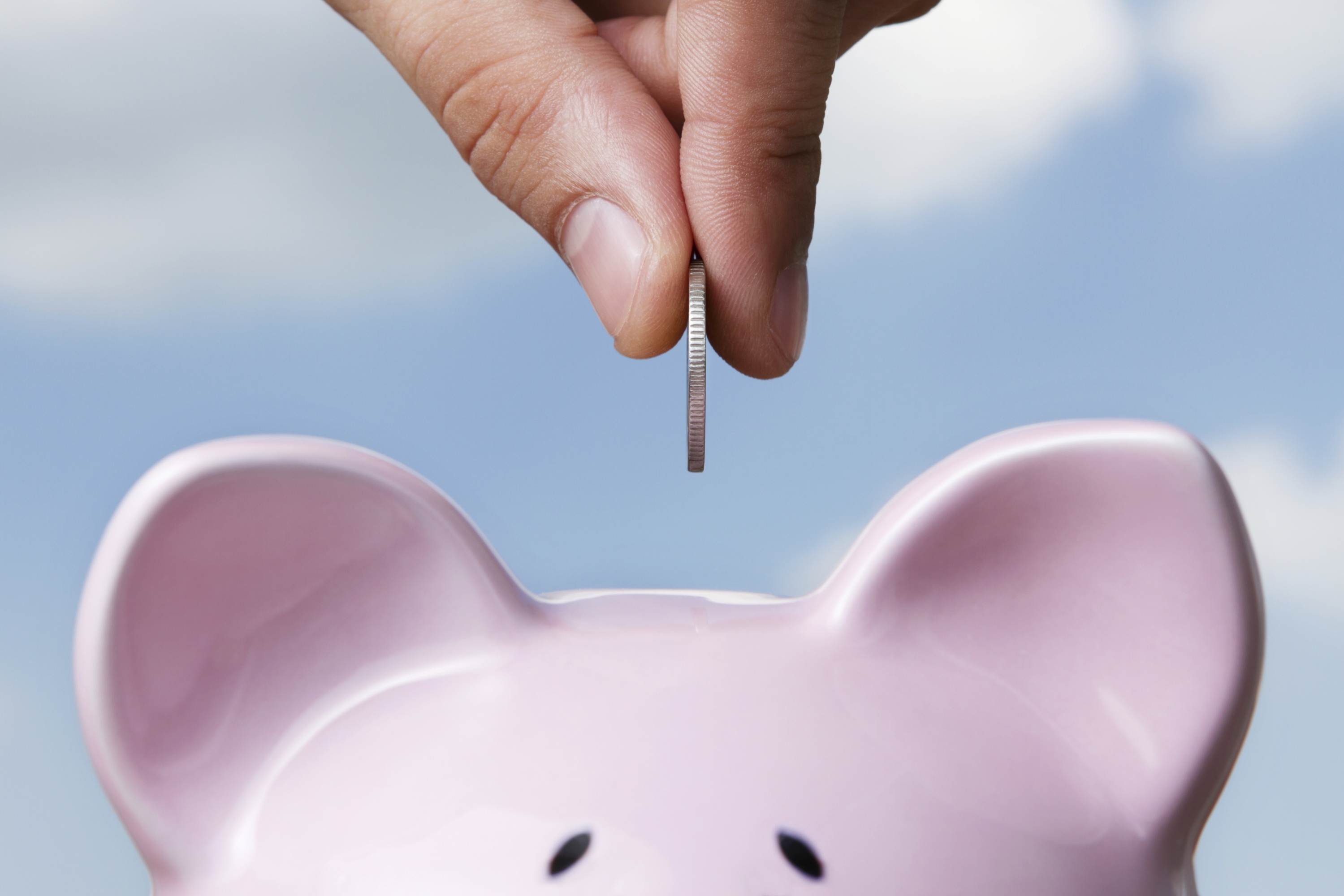 El eterno femenino de una imaginativa pintora