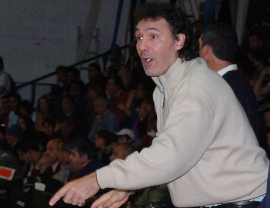 El eterno femenino de una imaginativa pintora