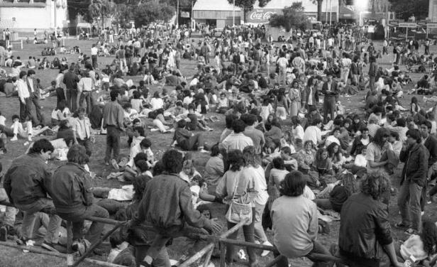 El eterno femenino de una imaginativa pintora