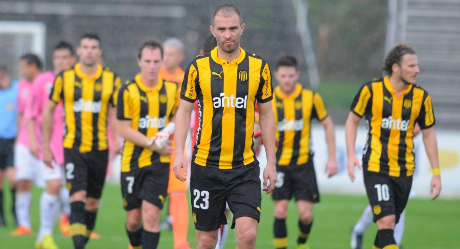 El eterno femenino de una imaginativa pintora