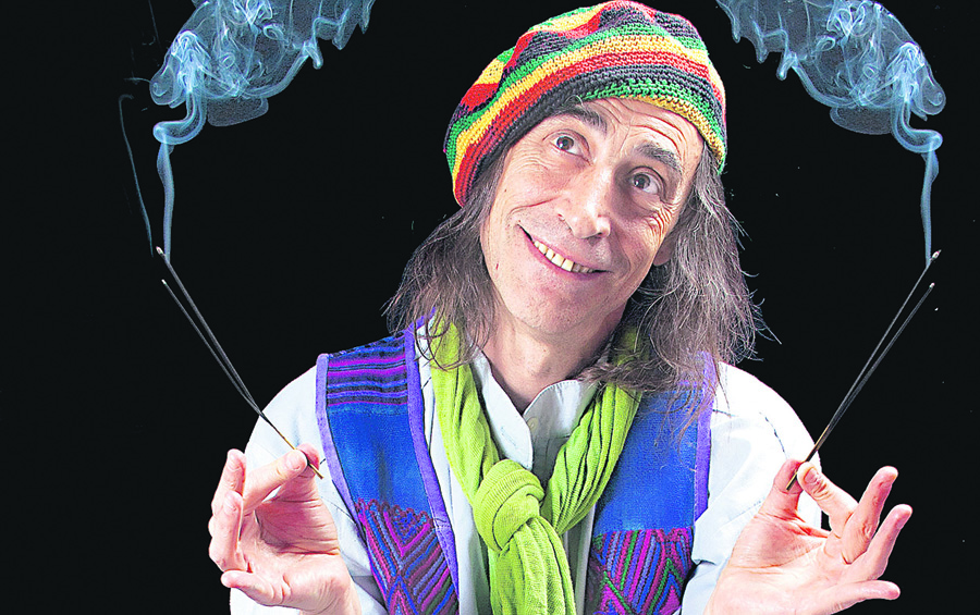 El eterno femenino de una imaginativa pintora