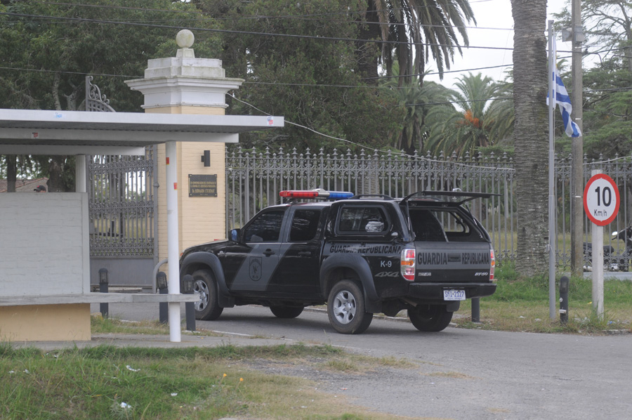 El eterno femenino de una imaginativa pintora