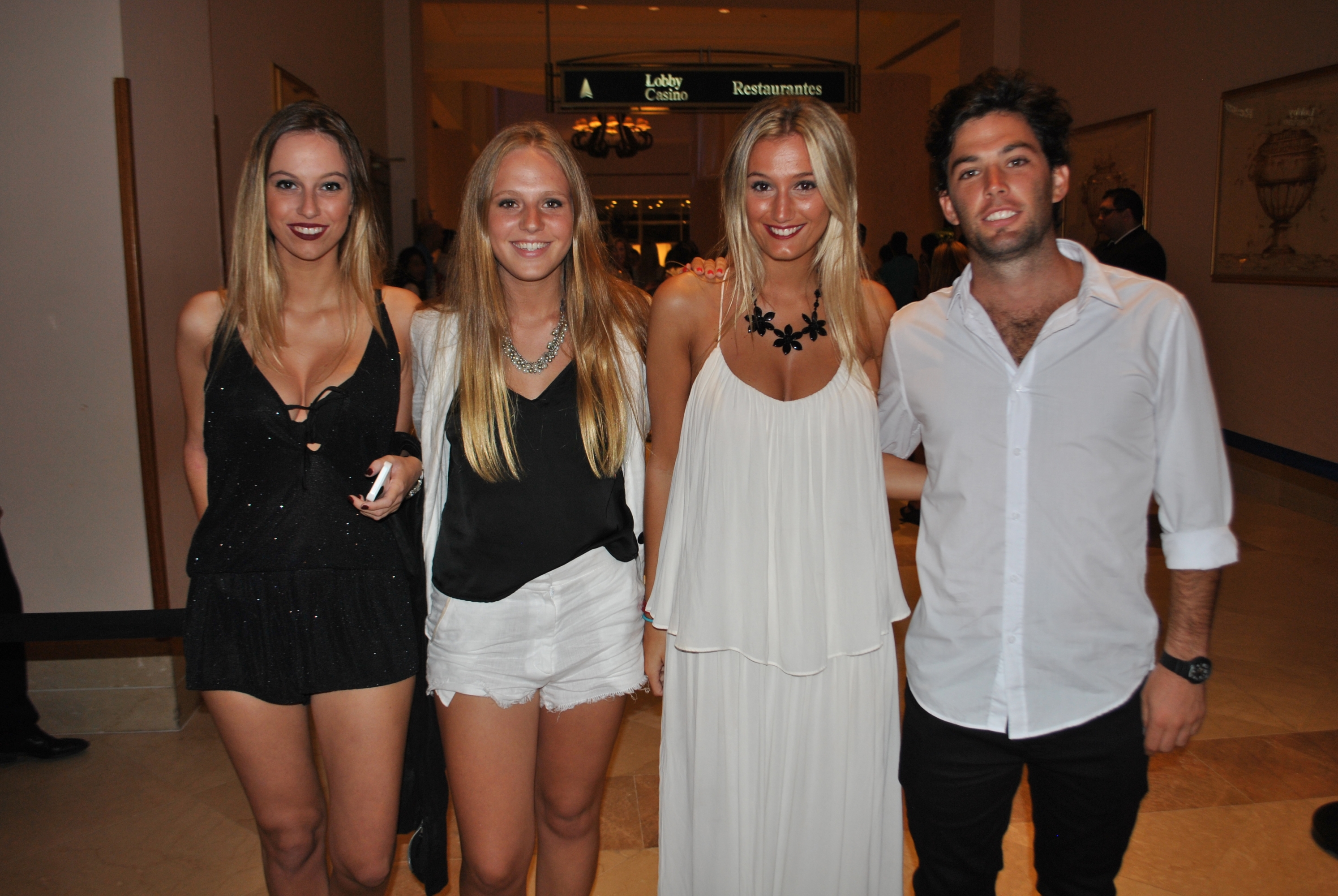 Delfina Cascio, Camila Pereda, Catalina Cascio, Marcos Brañas.