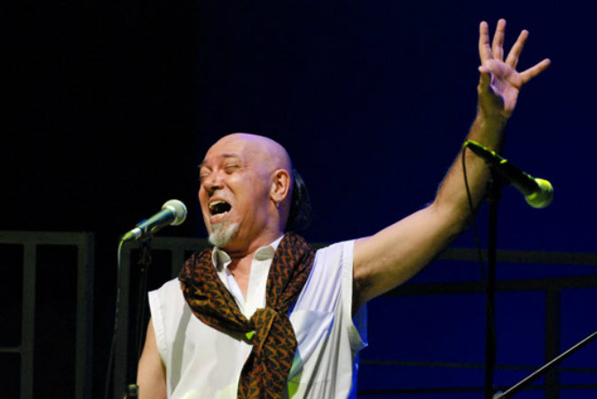 El eterno femenino de una imaginativa pintora