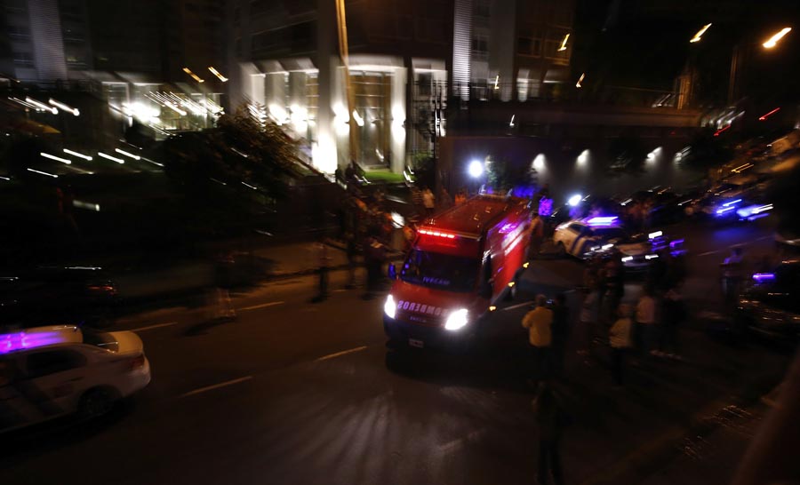 El eterno femenino de una imaginativa pintora