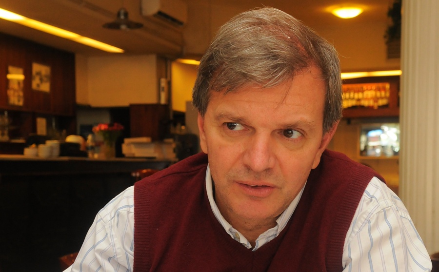 El eterno femenino de una imaginativa pintora