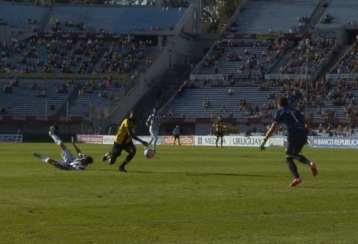 Falta a Zalayeta Peñarol WanderersFoto: A. Colmegna