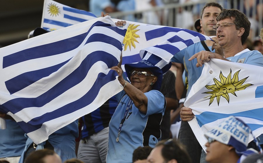 El eterno femenino de una imaginativa pintora