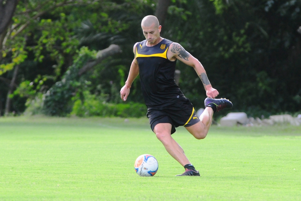 Las imágenes de la práctica de Peñarol. Foto: Marcelo Bonjour.