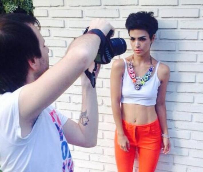 El eterno femenino de una imaginativa pintora