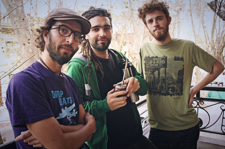 El eterno femenino de una imaginativa pintora