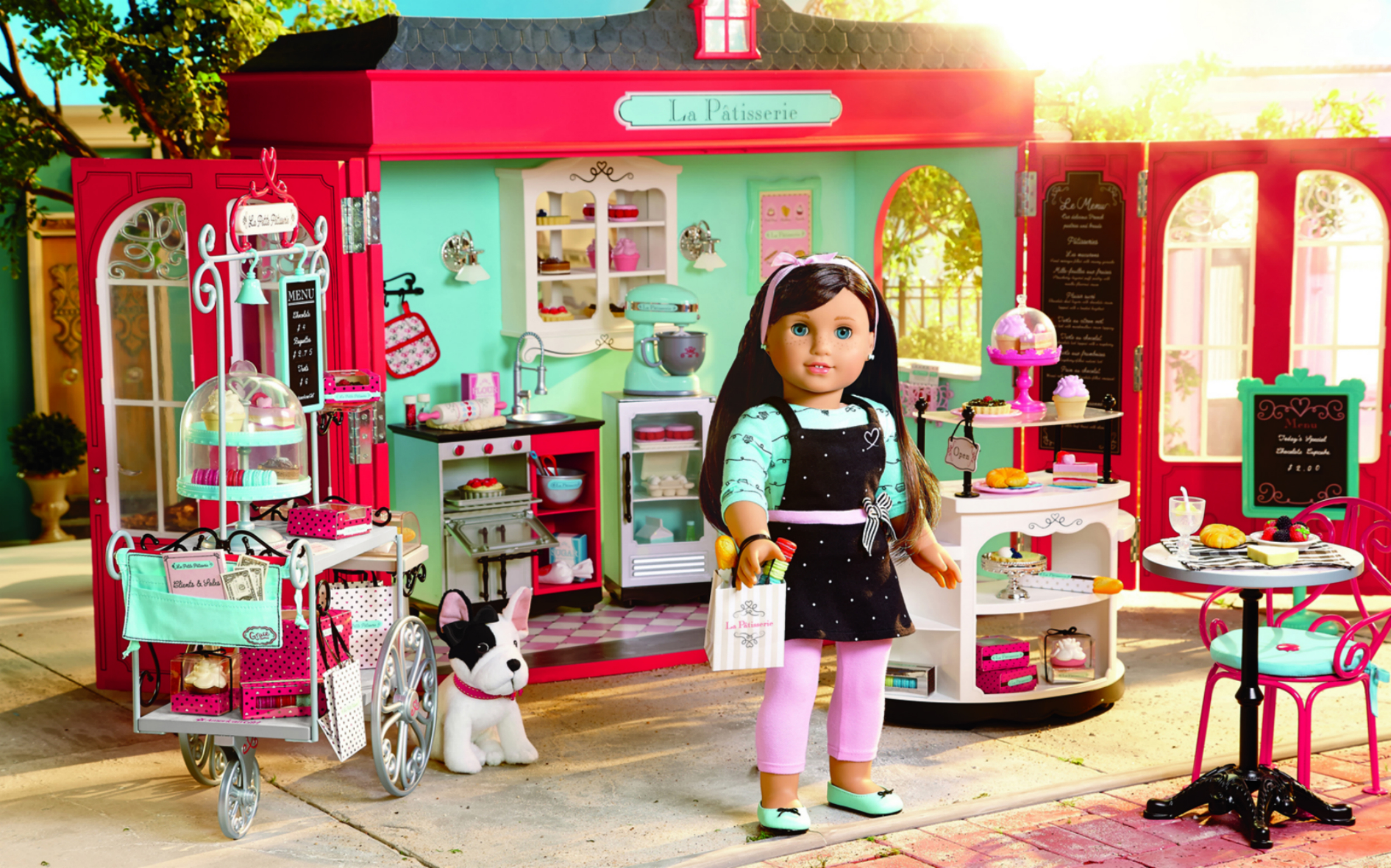 El eterno femenino de una imaginativa pintora