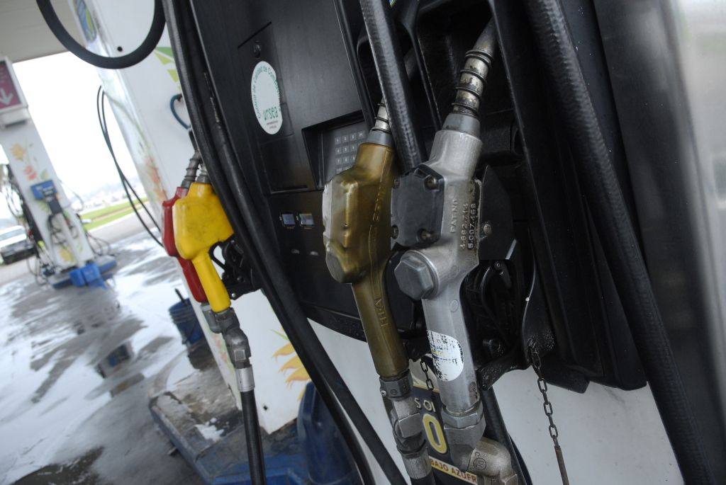 El eterno femenino de una imaginativa pintora