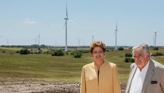 El eterno femenino de una imaginativa pintora