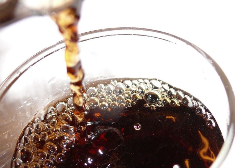 El eterno femenino de una imaginativa pintora